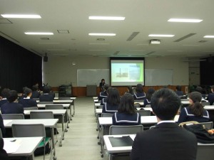 2年研修旅行発表