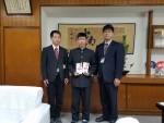 【スキー】激励金を贈呈しました
